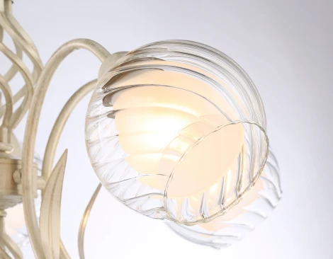 Потолочная люстра Ambrella TRADITIONAL TR3066 (220V)