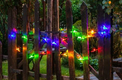 Садовая гирлянда на солнечной батарее "Бабочки", 20 светодиодов, разноцветный свет, 1*АА Ni-Mh аккумулятор в/к. IP44 Uniel USL-S-129/PT4000 BUTTERFLIES