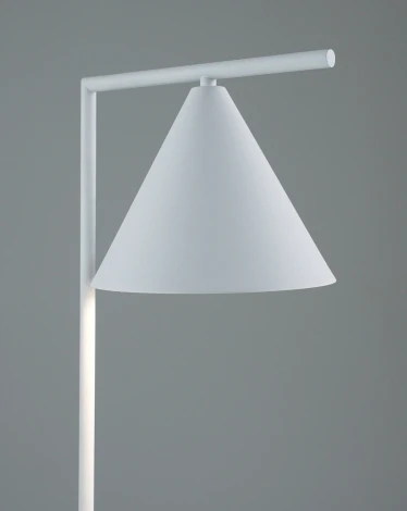 Настольная лампа с выключателем Moderli Omaha V11596-1T (220V)