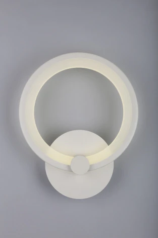 Настенный светильник Omnilux Cuglieri OML-48701-16