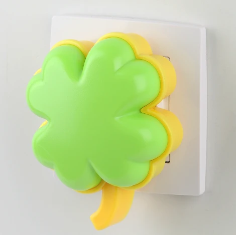 Ночник светодиодный с датчиком освещенности ЭРА NN-606-LS-GR