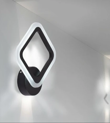 Бра Seven Fires Leyni SF5010/1W-BK