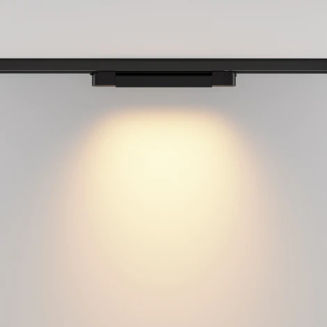 Трековый светильник трехфазный 10W 220V Maytoni Basis TR196-3-10W2.7K-B (LED)