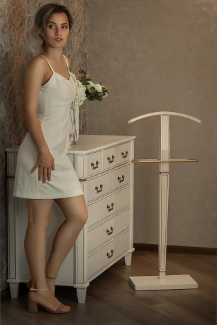 Вешалка костюмная Васко В 70 белый ясень/золото от фабрики Mebelik