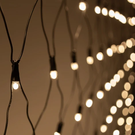 Светодиодная сеть с колпачком 2 x 3 м тепло-белая 220В, 384 LED, провод черный ПВХ, IP65 Laitcom NTL384CAP-11-2WW