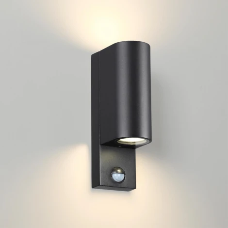 Уличный настенный светильник с датчиком движения и освещенности Motto 4390/2W Odeon Light (220V, IP44)