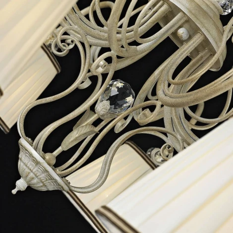 Подвесная люстра Maytoni Vintage ARM420-08-R (220V, на цепи)