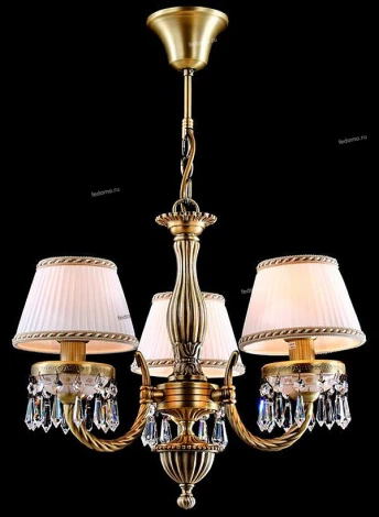 Подвесная люстра Maytoni Classic 7 CL1028-03-R