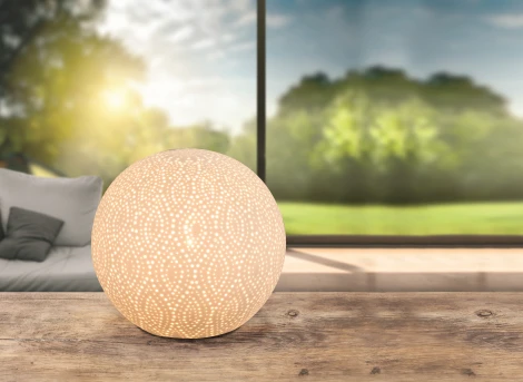 Интерьерная настольная лампа Globo Askja 22801