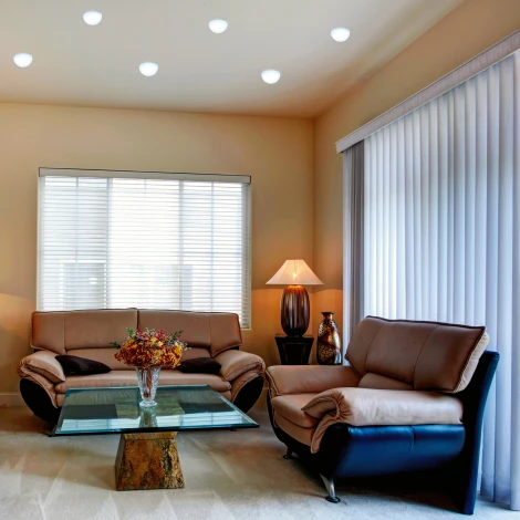 Лампа светодиодная со сферическим рассеивателем, матовая, дневной белый свет 6500K Uniel GX 53 со сферическим рассеивателем LED-GX53-10W/6500K/GX53/FR/SPHERE PLZ02WH