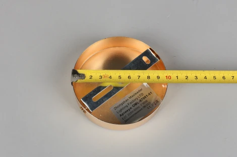 Бра настенное Acuto OML-67001-01 (220V, шар)