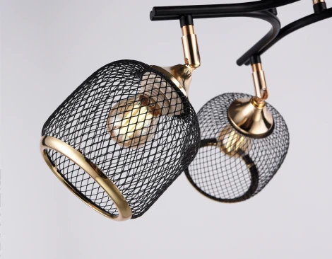 Потолочная люстра на штанге Ambrella TRADITIONAL TR80177 (220V)