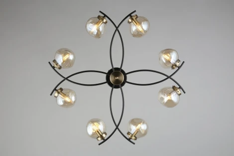 Потолочная люстра на штанге Omnilux Moncalvo OML-95307-08 (220V, шарики)