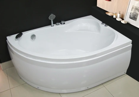 Экран Royal Bath Alpine R 140 см