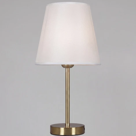 Интерьерная настольная лампа Reluce 04403-0.7-01