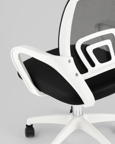 Кресло офисное TopChairs Simple SN черный пластик белый TopChairs УТ000042082