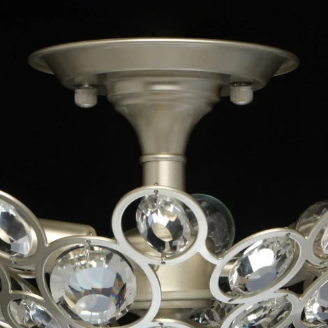 Потолочная люстра MW-Light Лаура 345012303