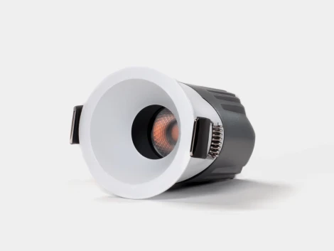 Светильник встраиваемый 7Вт 55° IP65 белый 3000К поворотный SWG RC RC-D52-7-WH-WW65