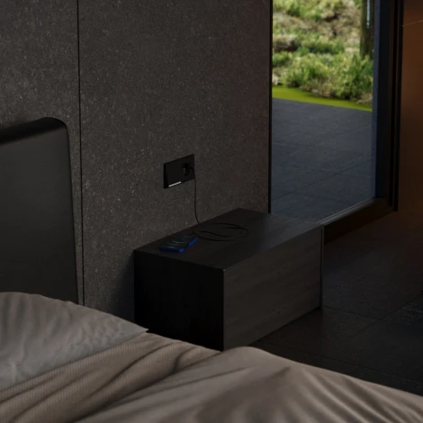 Накладка для розетки с заземлением и защитными шторками с USB A+C (антрацит) Voltum S70 Metal VLSM001012