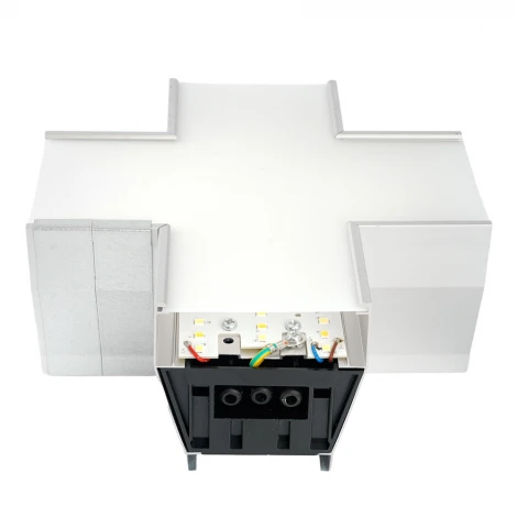 Светильник коннектор 6W 660Lm 3000К-4000К-6400K X-образный с ручным переключением режимов серебро возмож. соедин. в линию Feron AL4036X 51874