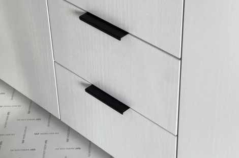 Адам Шкаф трехдверный Mebelson (ЛДСП,Пластик/Дуб золотой,Светлое дерево) арт.MSA-04.2563