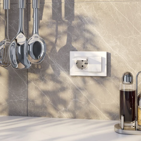 Розетка двойная влагозащ. с зазем. с защит. крышками и шторками (белый) Werkel W1172201 (a057276)