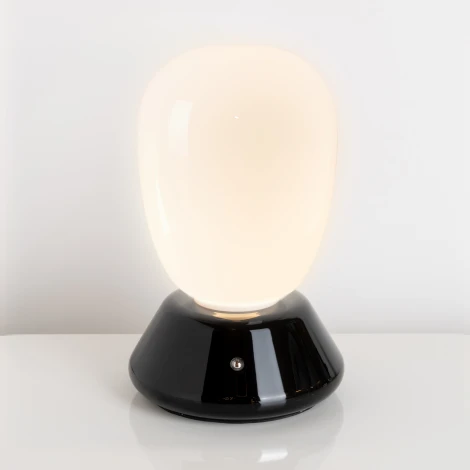 Настольная лампа диммируемая 10W 3000K матовый/черный Lightstar Uovo III 807917