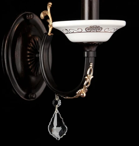 Бра Maytoni Classic 12 ARM561-01-R