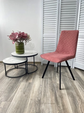 Стул PAINT, цвет B36 Розовый, велюр / черный каркас