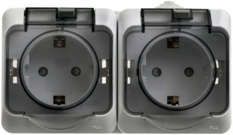 Розетка накладная двойная с заземлением, шторками и крышкой (серый) IP44 Systeme Electric Etude PA16-244C