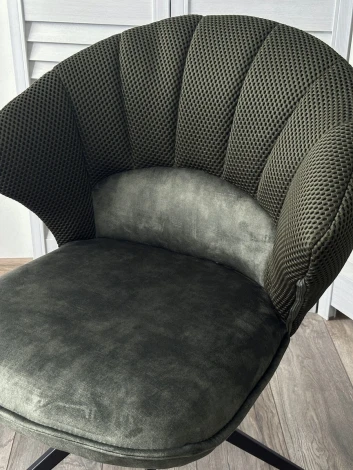 Стул ASTRA 360 град. поворот Зеленый Sonic 77 ткань / 7525-156 велюр / черный каркас, ®DISAUR (арт.621M05768)