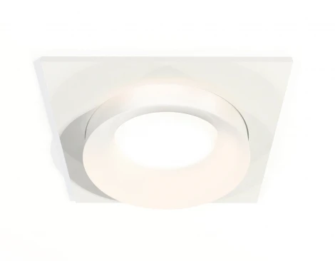 Встраиваемый точечный светильник Ambrella XC XC7631044 (220V)
