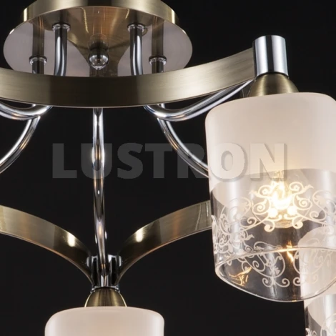 Потолочная люстра Maytoni Eurosize 3 RC003-CL-05-R