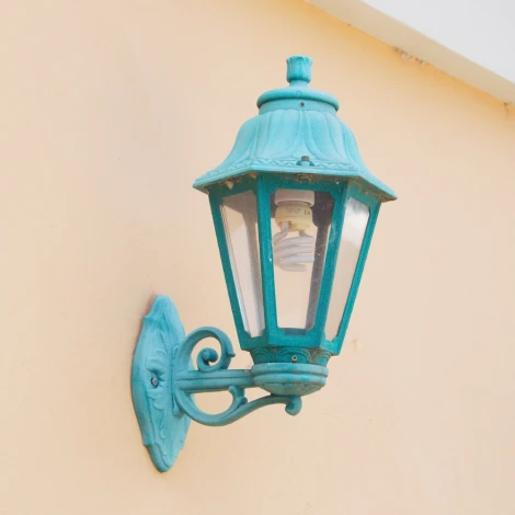 Настенный фонарь уличный Fumagalli Anna E22.131.000.VXF1R (220V, IP44)