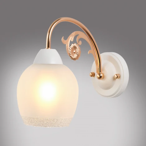 Бра MyFar Nika MR1670-1W (220V)