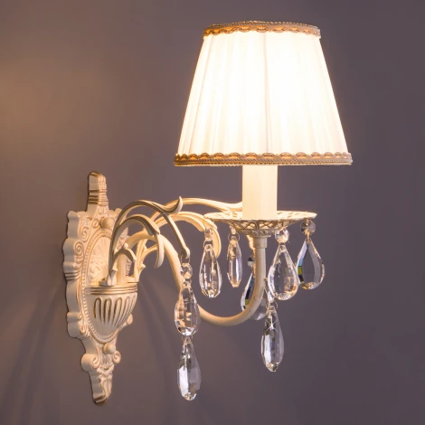 Бра Eurosvet 3637 3637/1 белый с золотом / прозрачный хрусталь (220V, хрусталь Strotskis, подвески)