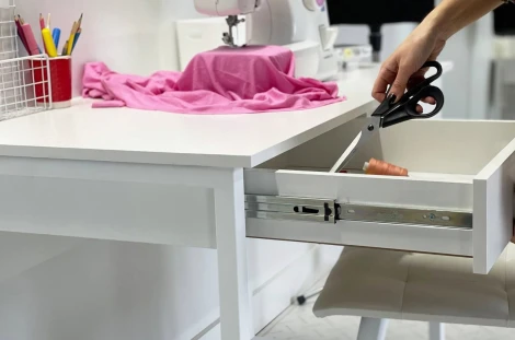 Стол Юниор Mebelson (ЛДСП,Металл/Светлое дерево,Белый) арт.SMU-01.2745