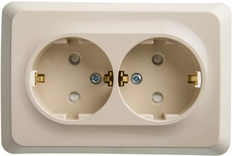 Розетка встраиваемая двойная с заземлением и шторками (Кремовый) Systeme Electric Etude PC16-108K