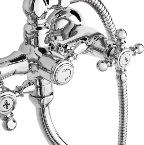 Смеситель Iddis Sam SAMSBL2i10 универсальный