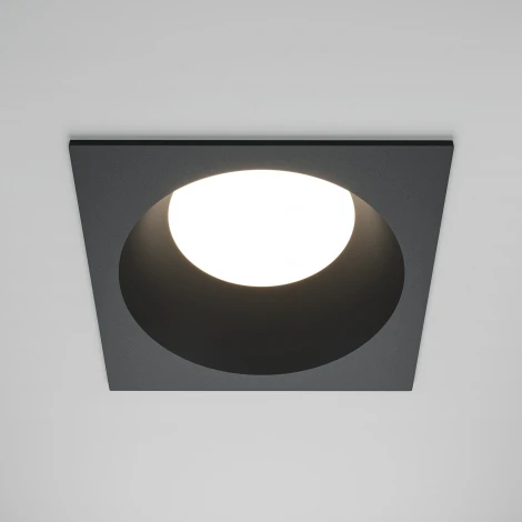 Встраиваемый светильник Maytoni Technical Share DL126-GX53-SQ-B