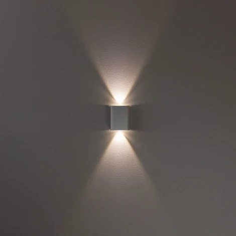 Настенный светильник Citilux Декарт CL704401 (LED, 220V, выключатель)