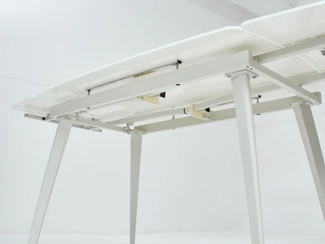 Стеклянный стол M-City ELIOT 120 FROSTED SUPER WHITE белое матовое стекло/ белый каркас