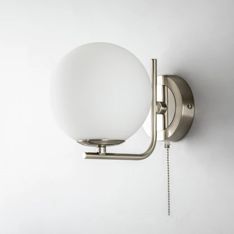 Бра с выключателем Томми CL102314 (220V, шар)