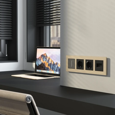 Рамка на 4 поста (шампань) Werkel W0043511 (a066336)