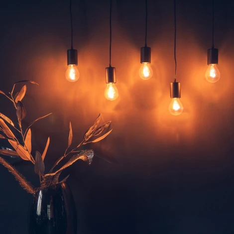 Лампа светодиодная, форма «шар», янтарная колба Volpe Vintage LED-G45-5W/AMBER/E14/VLF