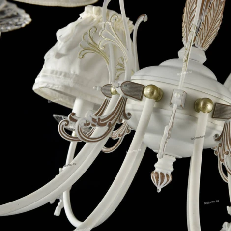 Подвесная люстра Maytoni Forli ARM394-06-WG