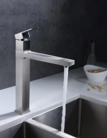 Смеситель Oulin OL-8015 для кухонной мойки