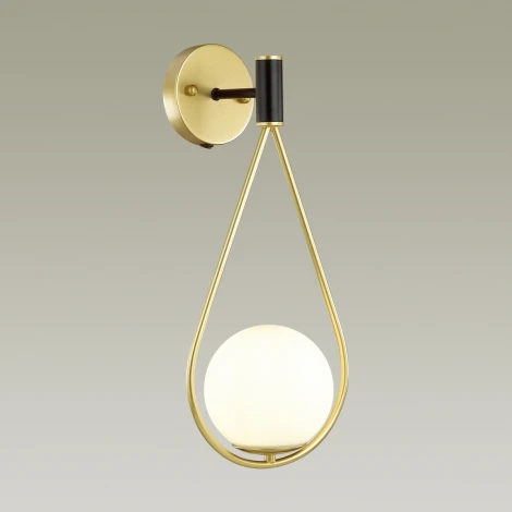 Бра Odeon Light Flari 4810/1W (220V, выключатель, шар)