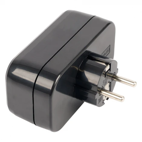 Разветвитель сетевой 2-местный с/з ADP16-22-20 250V 16A ABS огнеустойчивый пластик, черный Stekker 50680