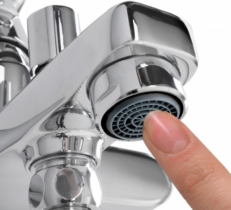 Смеситель Iddis Sena SENSB00I02WA для ванны с душем